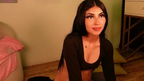 Snapshot of sacred_sin_room7 chatting on 07-07-26, 06:47 Nox online show from 07-07-26, 06:47