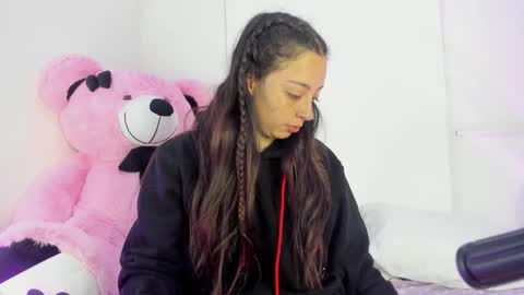 Snapshot of sadashi_moon chatting on 10-23-25, 09:30 online show from 10-23-25, 09:30