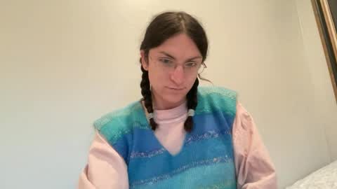 Sadie online show from 12-20-24, 12:41