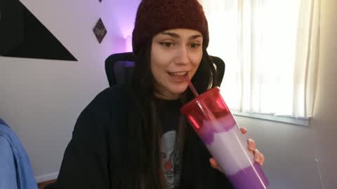 Snapshot of sadierenee96 chatting on 12-05-24, 08:44 Sadie Renee online show from 12-05-24, 08:44