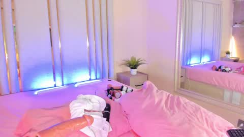 Mara online show from 02-20-25, 07:23