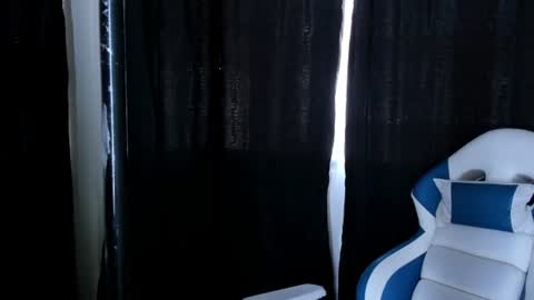 Snapshot of saelivrae chatting on 06-10-26, 07:13 Cami online show from 06-10-26, 07:13