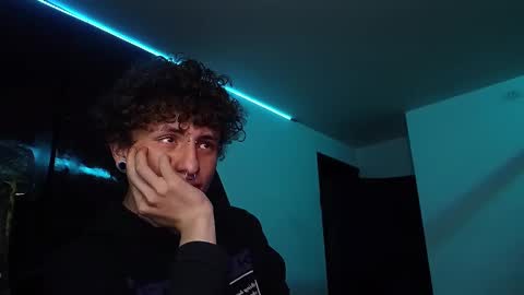 Snapshot of saemzam chatting on 02-07-25, 10:08 saemzam online show from 02-07-25, 10:08