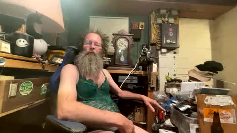 Snapshot of safety_fist chatting on 01-12-25, 11:15 safety_fist online show from 01-12-25, 11:15