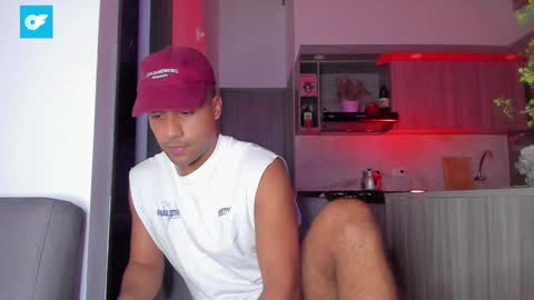 Snapshot of sag_1998 chatting on 01-15-25, 05:08 Sag online show from 01-15-25, 05:08