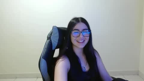 Sahaliefox  online show from 01-10-26, 08:10