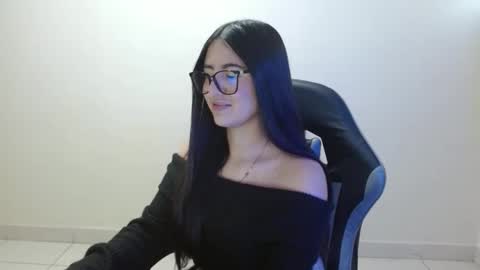 Sahaliefox  online show from 03-21-26, 11:37