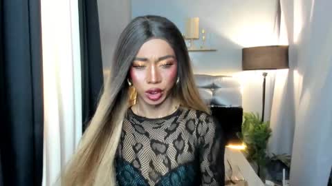 Snapshot of sahayafox chatting on 05-15-26, 05:25 sahayafox online show from 05-15-26, 05:25