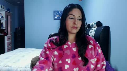 Karina online show from 06-14-26, 03:52