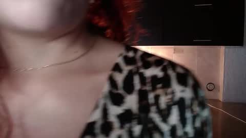 Snapshot of sahra_tayl0r_ chatting on 01-20-25, 02:25 SARA online show from 01-20-25, 02:25