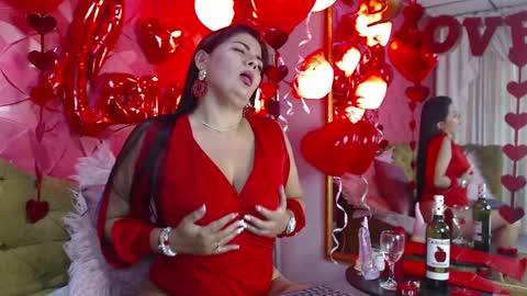 Snapshot of sailontyns chatting on 02-14-25, 10:04 Sailon online show from 02-14-25, 10:04