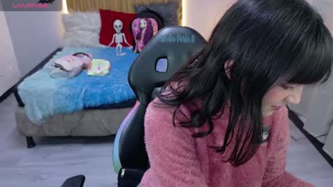 sailor online show from 10-10-25, 05:28