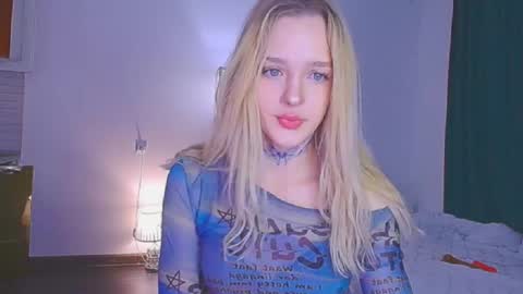 Sofia online show from 04-21-26, 07:39