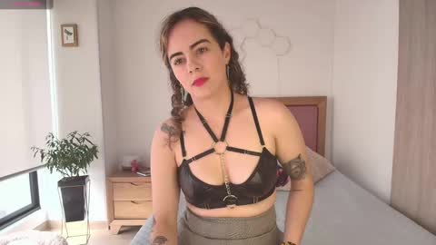 sairy_ online show from 09-30-25, 06:02