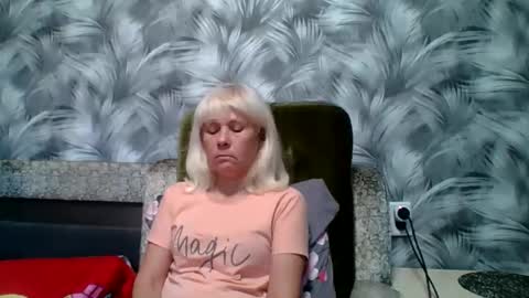 sakura_blonde online show from 11-06-25, 08:26