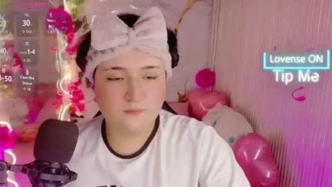 Snapshot of sakura_tay1 chatting on 06-20-26, 03:20 sakura online show from 06-20-26, 03:20