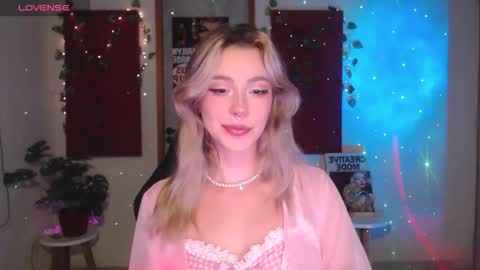 Sakura online show from 04-23-26, 02:13