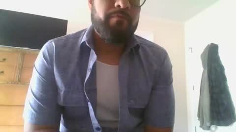 Snapshot of sal_cumplaciente chatting on 10-15-25, 05:57 sal cumplaciente online show from 10-15-25, 05:57