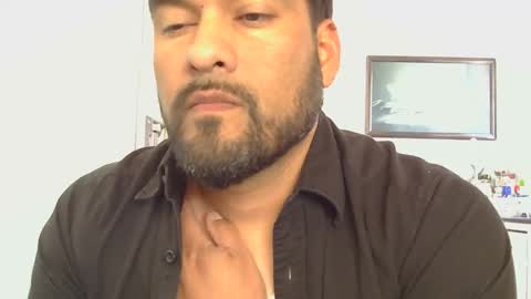 Snapshot of sal_cumplaciente chatting on 05-15-26, 10:06 sal cumplaciente online show from 05-15-26, 10:06