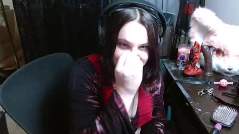 salacious_bunny online show from 02-10-26, 02:32