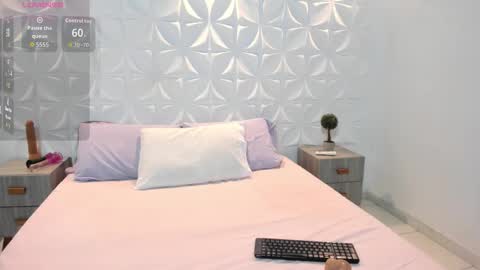 salem_rose01 online show from 02-06-26, 09:51