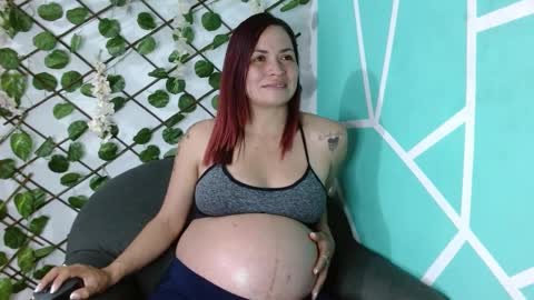 Snapshot of salemhornys chatting on 01-21-25, 02:00 SALEM online show from 01-21-25, 02:00