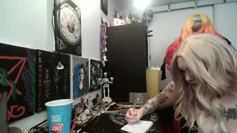 salemsslut online show from 01-10-25, 02:55