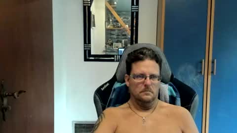 Snapshot of salichris chatting on 07-19-26, 09:46 salichris online show from 07-19-26, 09:46