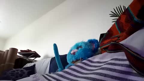 Snapshot of salis1981 chatting on 01-25-25, 10:28 salis1981 online show from 01-25-25, 10:28