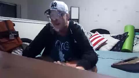 salis1981 online show from 12-23-25, 01:14