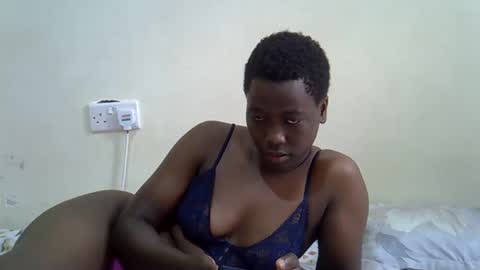 naomi online show from 04-22-26, 09:33