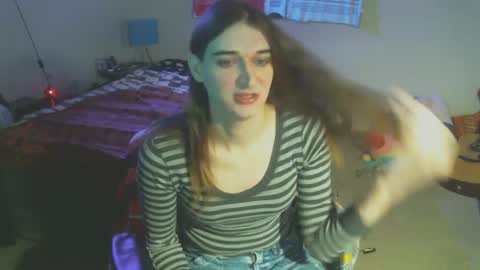 SallyLongzzz online show from 01-10-25, 11:18