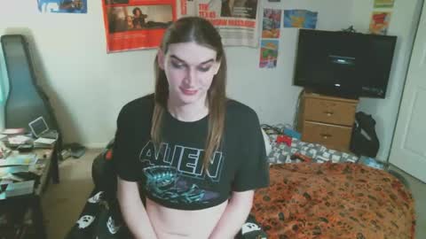 SallyLongzzz online show from 02-15-25, 11:03