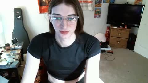 SallyLongzzz online show from 03-05-25, 08:53
