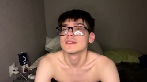 Snapshot of sallypussyboy chatting on 03-07-25, 08:00 FinnKlein online show from 03-07-25, 08:00