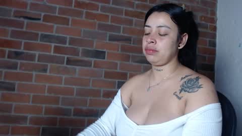 Snapshot of salome__hills chatting on 01-25-25, 10:50 online show from 01-25-25, 10:50