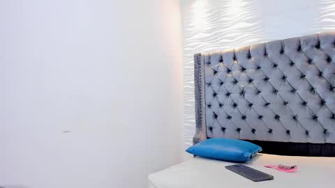 salome_morris2 online show from 03-10-26, 04:06