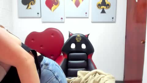 Snapshot of salomee_diazz chatting on 12-02-25, 08:59 Salomee diazz online show from 12-02-25, 08:59