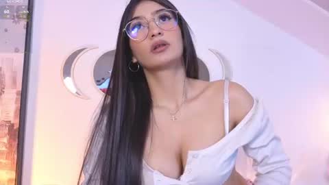 Salo online show from 06-13-26, 02:59