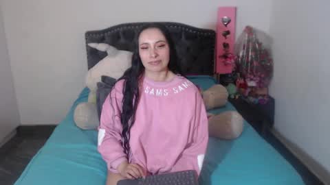 yenny online show from 10-10-25, 03:16