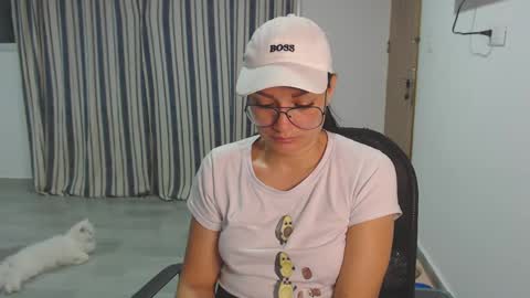 Snapshot of salomesaints chatting on 01-28-25, 02:00 salome online show from 01-28-25, 02:00