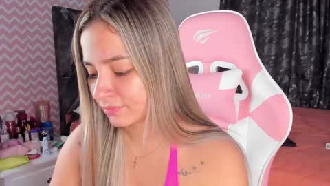 Salome online show from 02-05-25, 04:16