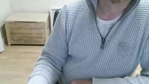 Saltimbanquier  Salt  ou  Banquier  online show from 05-18-26, 06:58