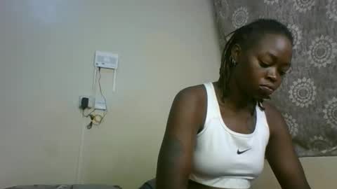 Snapshot of saltysugar20 chatting on 05-26-26, 05:03 Sugarbabe online show from 05-26-26, 05:03