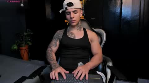 SALVATORE online show from 11-25-25, 05:46