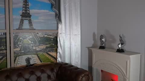 Snapshot of salvatore_damore chatting on 05-24-26, 02:33 SALVATORE online show from 05-24-26, 02:33