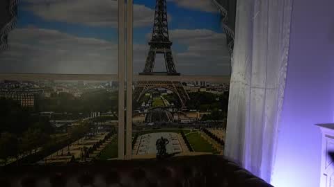 Snapshot of salvatore_damore chatting on 05-29-26, 05:44 SALVATORE online show from 05-29-26, 05:44