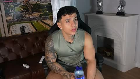 Snapshot of salvatore_damore chatting on 06-06-26, 05:50 SALVATORE online show from 06-06-26, 05:50