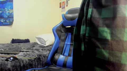   online show from 10-24-25, 01:13