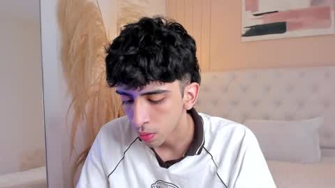 salvatore  online show from 10-02-25, 08:27